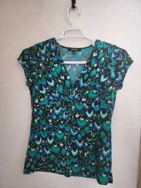 Chaus Green and Blue Printed V-Neck Top